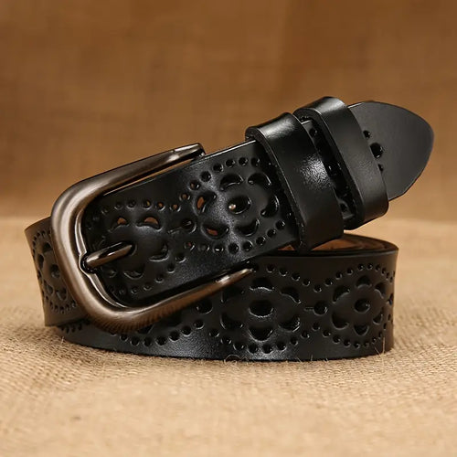 The Minimal One – Cintura Fine per Look Raffinati